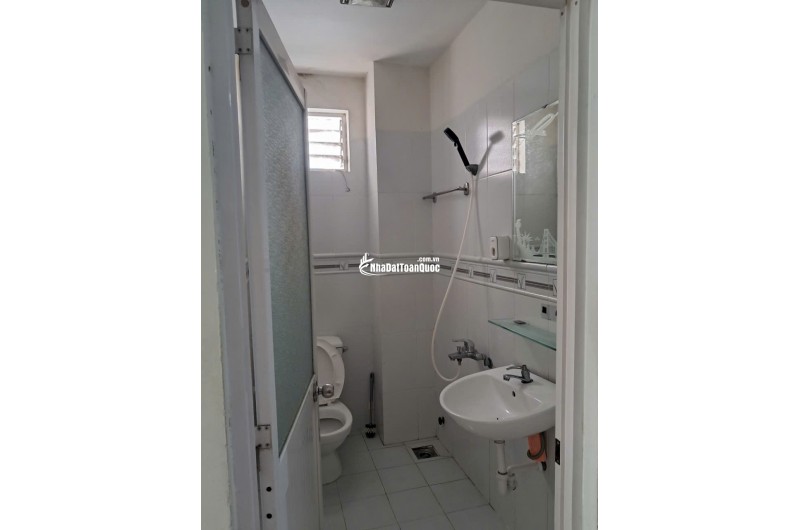 CHO THUÊ PHÒNG LÊ VĂN SỸ, PHƯỜNG NHIÊU LỘC (P.12, Q.3 CŨ) GIÁ 4 TRIỆU 500.